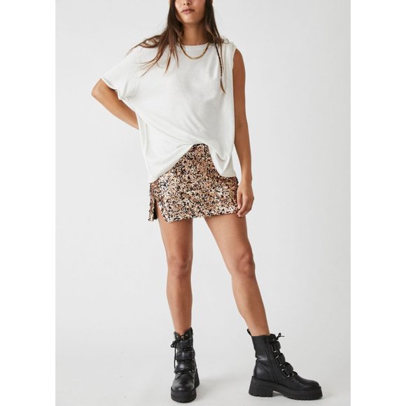 Free People Dresses & Skirts - 🎉LAST CHANCE🎉 FREE PEOPLE Annalise Sequin Mini Skirt / Multi Combo
